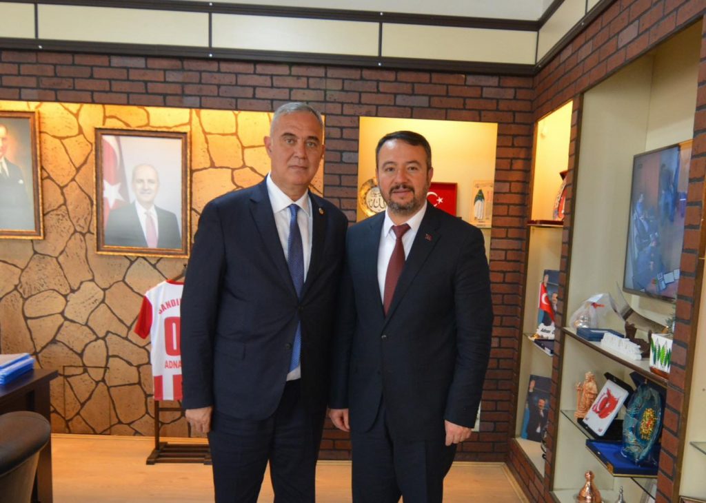 Antalya Milletvekili Sururi Çorabatır, Belediye Başkanı Adnan Öztaş’a Ziyarette Bulundu.