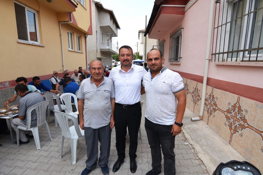 Başkan Öztaş, Erdal Ailesinin Mevlidine Katıldı