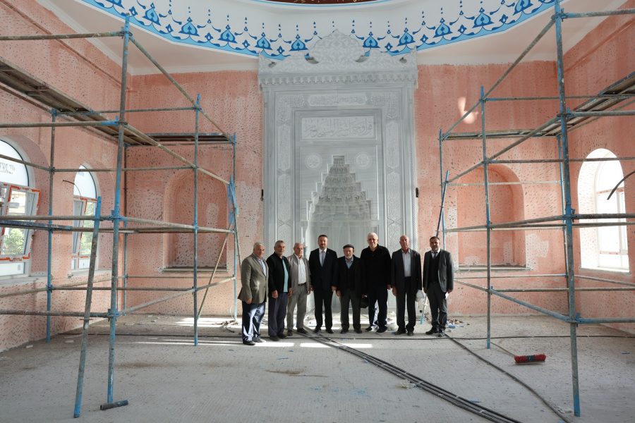 Başkan Öztaş, Merkez Camii İnşaatını Ziyaret Etti