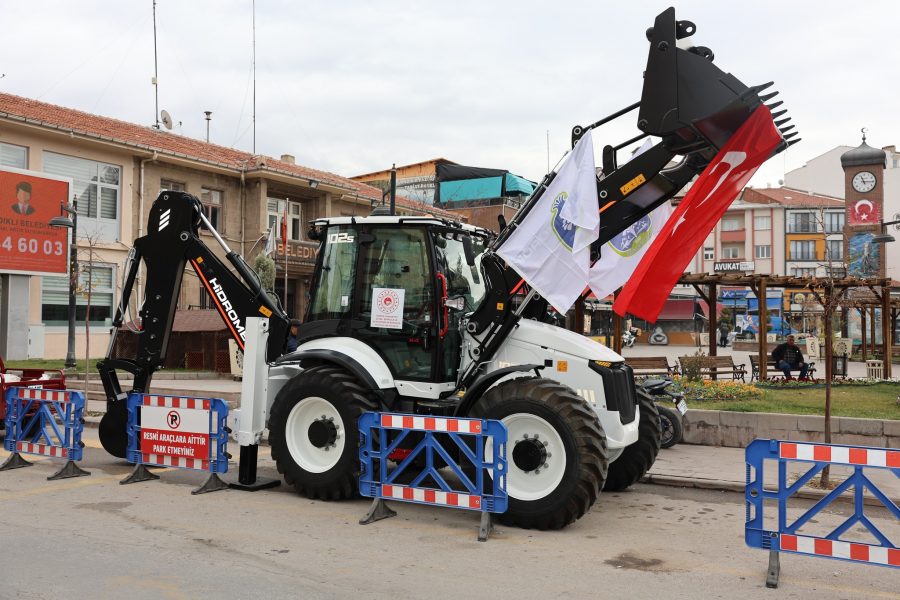 Sandıklı’ya Yeni Hizmet Aracı Kazandırıldı