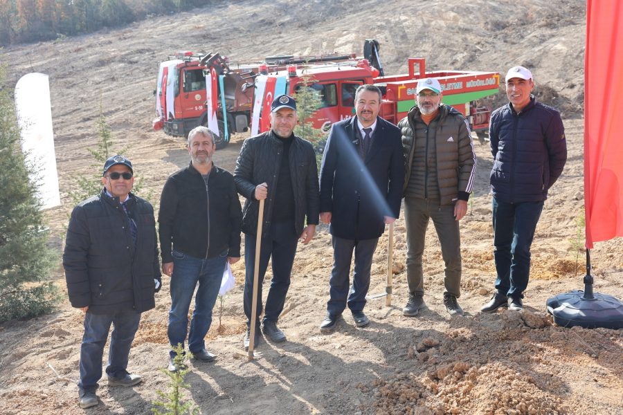 Akharım’da Milli Ağaçlandırma Günü Etkinliği Düzenlendi