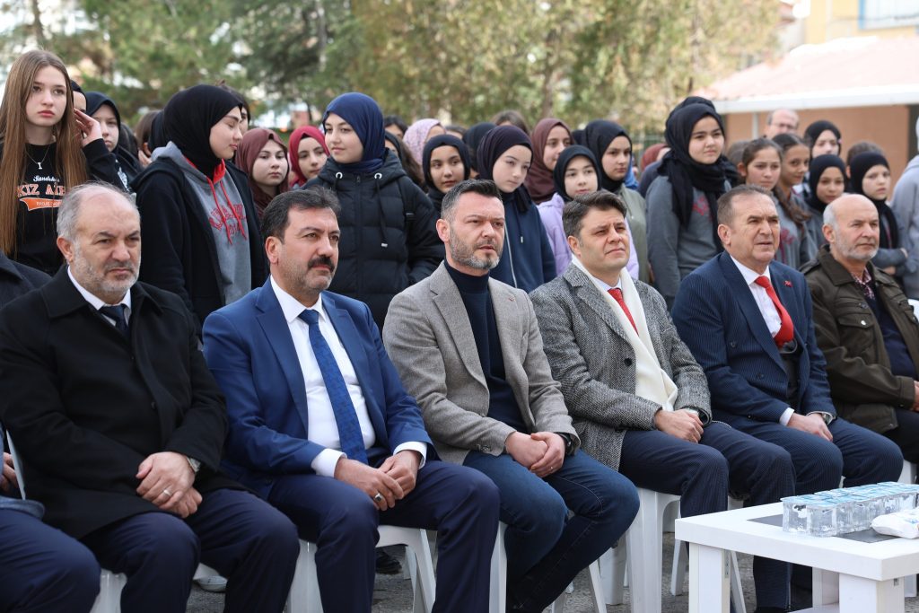 Sandıklı’da Merhum Öğretmen Nurettin Eroğlu İçin Mevlit Düzenlendi