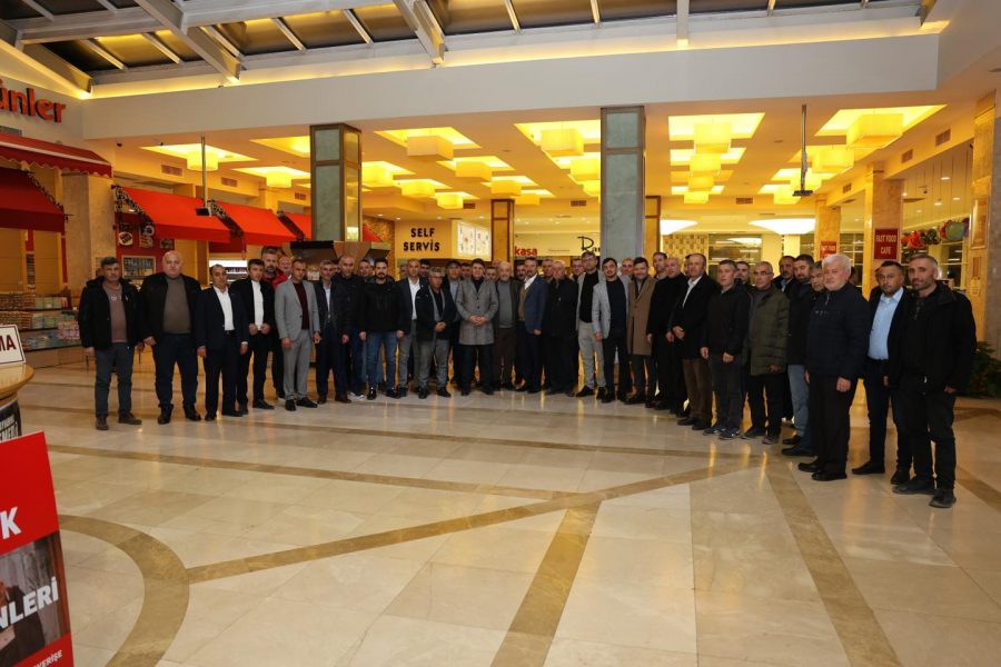 BAŞKAN ÖZTAŞ’TAN MUHTARLARLA İFTAR VE GÜREŞÇİLERE DESTEK
