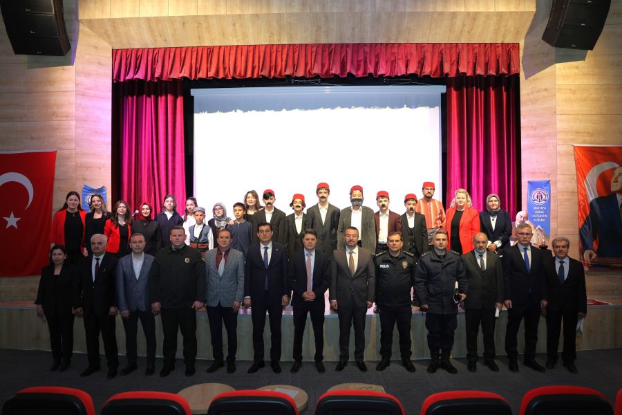 Sandıklı’da 12 Mart İstiklal Marşı’nın Kabulü ve Mehmet Akif Ersoy’u Anma Programı Gerçekleştirildi