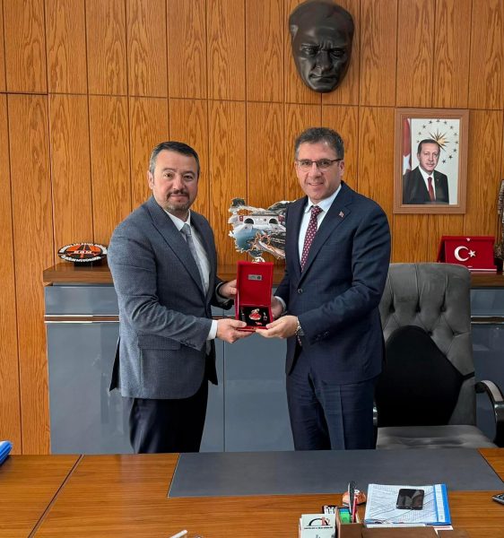 BAŞKAN ÖZTAŞ’TAN KARAYOLLARI 13. BÖLGE MÜDÜRLÜĞÜ’NE ZİYARET