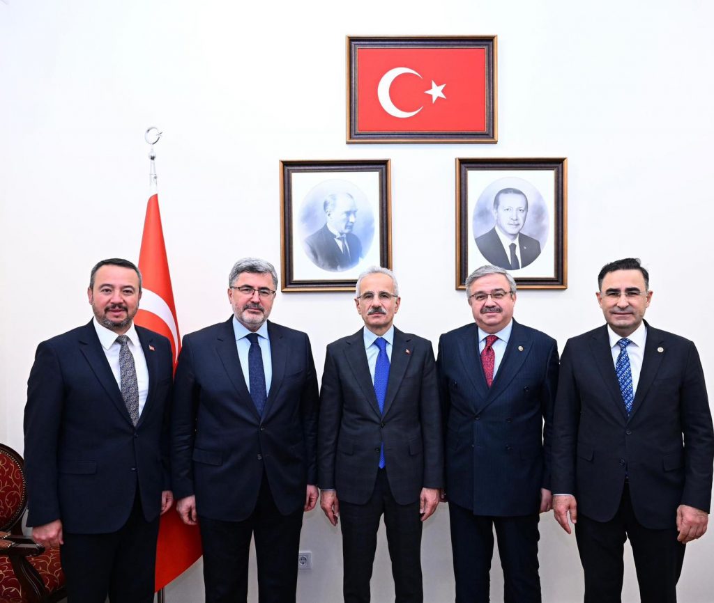 Sandıklı’nın Ulaşım ve Altyapı Talepleri Bakanımıza Sunuldu