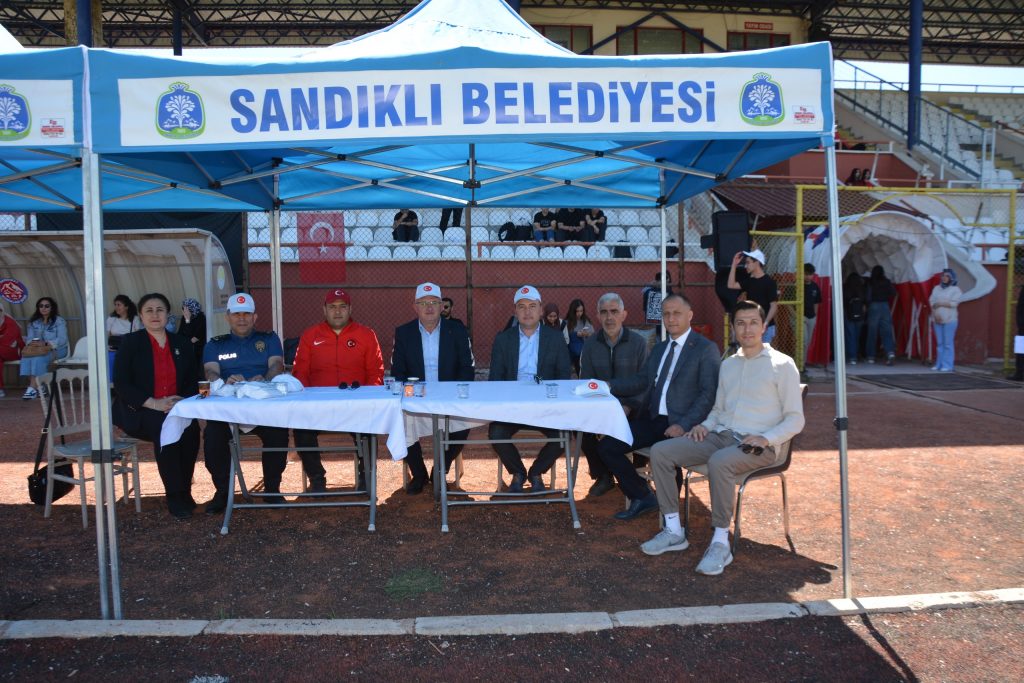 Gençlik Haftası Coşku ve Yoğun Katılımla Başladı