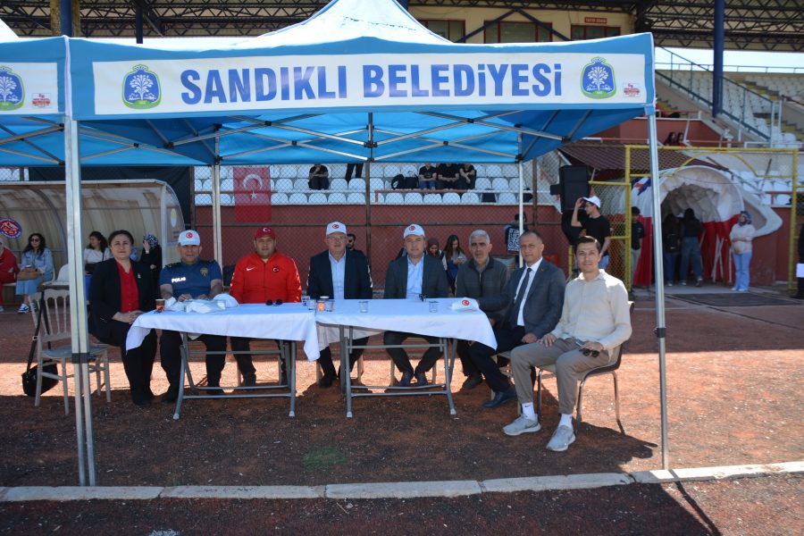 Gençlik Haftası Coşku ve Yoğun Katılımla Başladı